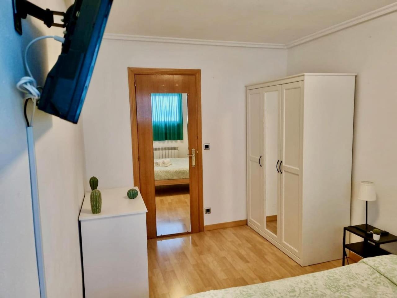 Apartamento Daniel 萨拉戈萨 外观 照片